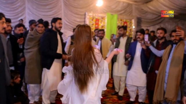 Ghar Meday Tun Aaveen | Chiriya Queen | Saraiki Dance Performance смотреть онлайн