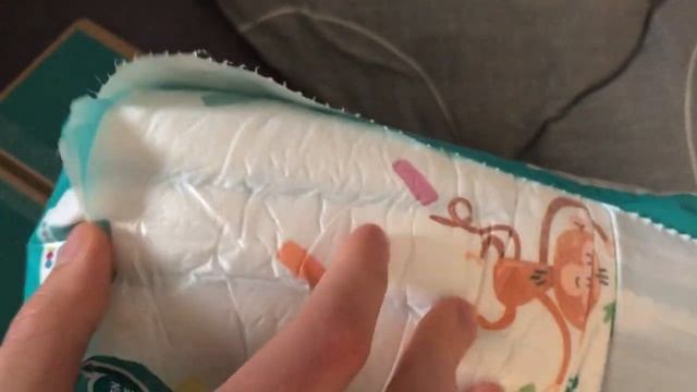 Unboxing Pampers Baby-Dry Size 8