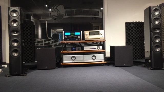 Perlisten S7t & Mcintosh MA 12000 & Auralic. смотреть онлайн