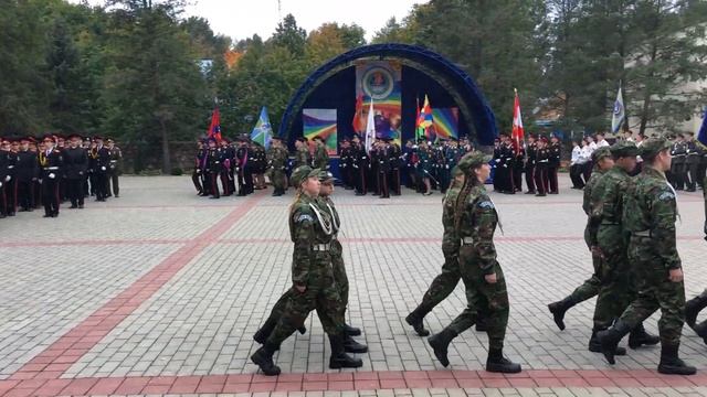 Шагом марш смотреть онлайн