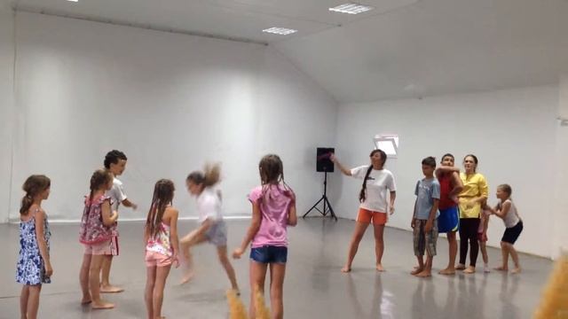 ШАНТАМБАЛА 2015 ДЕТСКИЙ АРТ ЛАГЕРЬ СКАКАЛОЧКА смотреть онлайн