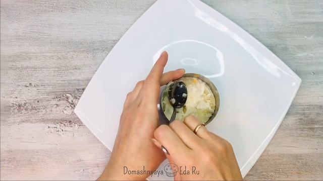 Салат со Шпротами!! Вкусный и Быстрый в приготовлении!! смотреть онлайн