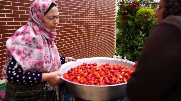 How to make - #Strawberry Jam, Strawberry Cake, Strawberry Compote and Tea.