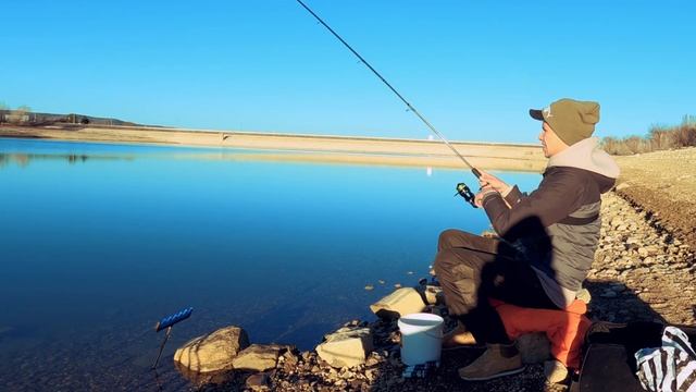 Ловля плотвы в январе на фидер. Рыбалка в Крыму смотреть онлайн