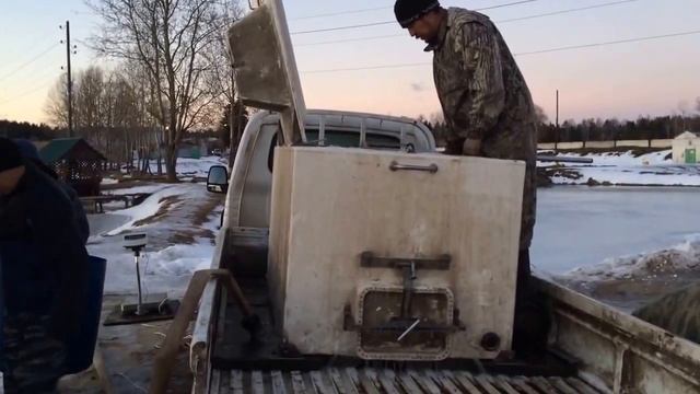 Зарыбление сибирским осетром в ЗАО "Гжелка" смотреть онлайн