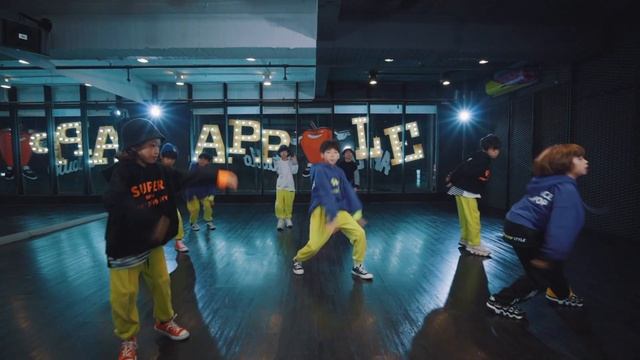 NaNaNA Dance Version
 舞蹈版