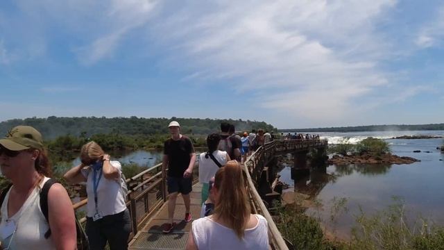 Водопад Горло Дьявола ? Экскурсия по Игуасу ? Devil's Throat Waterfall ? Iguazu Tour смотреть онлайн