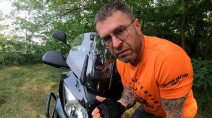 Ветровое стекло на Suzuki V-strom/  Доработал GIVI Air Flow