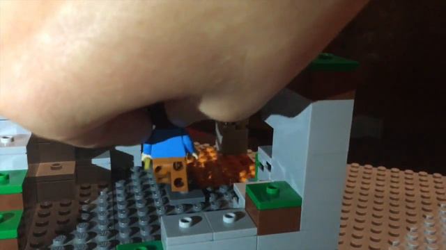 LEGO Minecraft Cave With Ores MOC (SSSBPC) смотреть онлайн