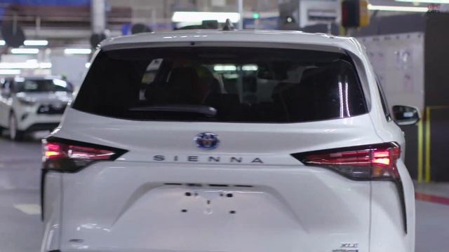 Toyota Celebrated 30 Millionth USA Produced Vehicle смотреть онлайн