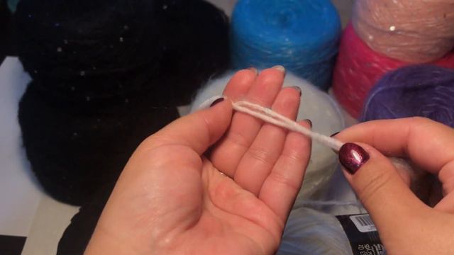 #новаяпряжа #посылкаспряжей #пряжаспайетками #пополнениезапасов И снова пряжа//Хомяк доволен! смотреть онлайн