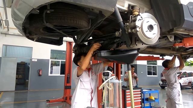 Wuling Confero S Lux - Service 20K(2) смотреть онлайн