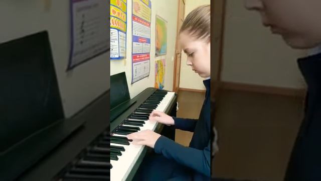 Лунная река на пианино/Moon River on piano. 🌊🎹🎼🏊 смотреть онлайн