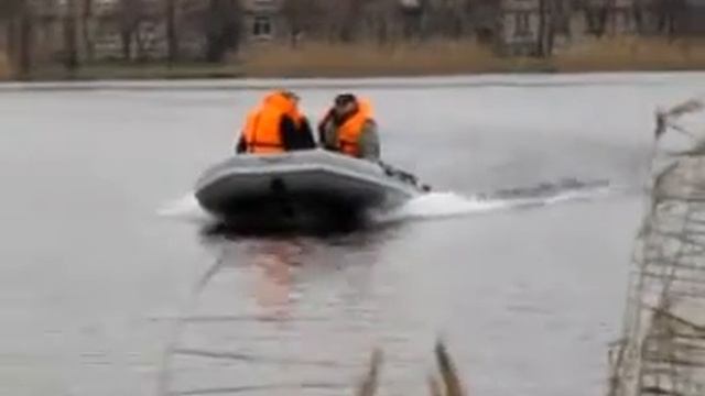 Надувная пвх лодка Hunter 360 - покатушки под мотором смотреть онлайн