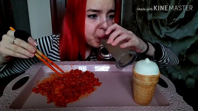 ОСТРАЯ ЛАПША РАМЕН МУКБАНГ/mukbang spicy noodle ramen смотреть онлайн