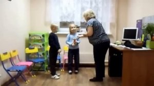 Урок логопедической ритмики в логоцентре «Улыбка» 30.09.2013г.