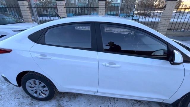 Хендай Солярис (Акцент) из Казахстана! Один из самых доступных авто на нашем рынке смотреть онлайн