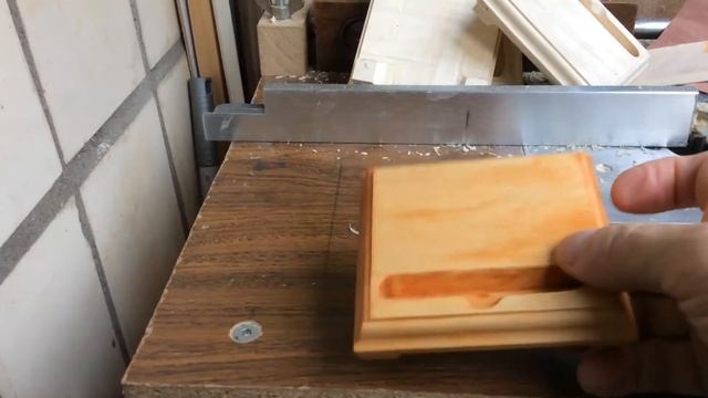 Подставка под смартфон из дерева своими руками / Wooden stand for smartphone DIY смотреть онлайн