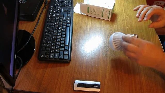 ЛЕД ЛАМПА С ДАТЧИКОМ ДВИЖЕНИЯ ИЗ КИТАЯ. смотреть онлайн