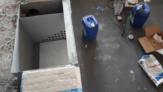 КАК ПОСТРОИТЬ БАССЕЙН. Отделка стен и дна мозаикой - СТРОИМ БАССЕЙН +7 (926) 224-71-44 смотреть онлайн