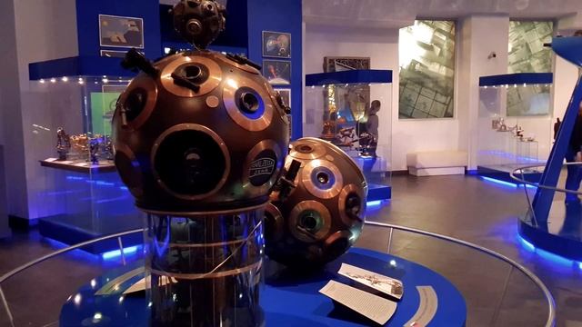 Экскурсия в Московский Планетарий смотреть онлайн