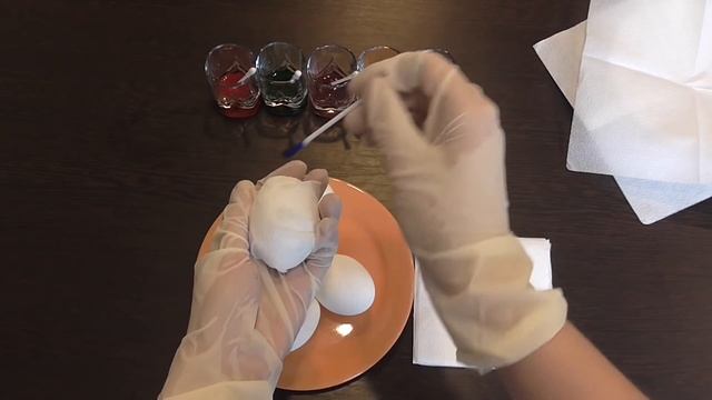 Как покрасить яйца на пасху Окрашивание яиц пищевыми красителями смотреть онлайн