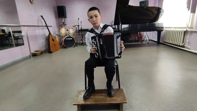 Дурдыев Темур, 11лет, Дм.и Дан. Покрасс "Казаки в Берлине",Г.Манчини "Розовая пантера" смотреть онлайн