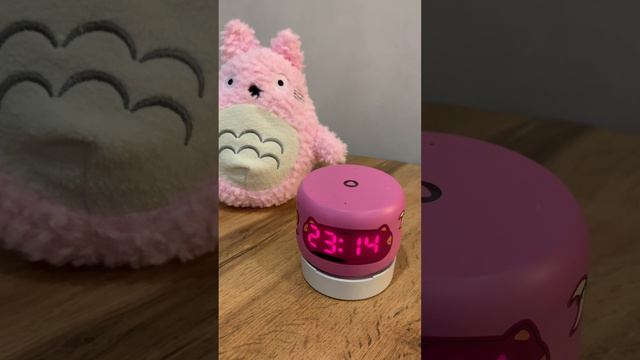 Алиса, переверни календарь на 3 сентября Яндекс Станция Лайт 2 с аккумулятором #shorts смотреть онлайн