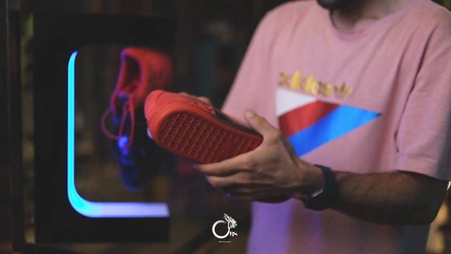 PUMA SUEDE × BATMAN смотреть онлайн