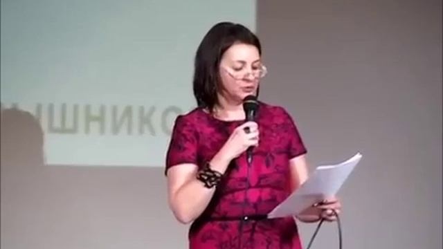 Натали Барышникова читает стихотворение «Люди, как скалы» смотреть онлайн