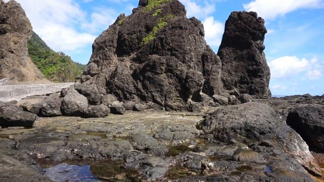 FUTUNA island: Stunning LAVA PYRAMIDS 😲 (Wallis and Futuna, Pacific Ocean) смотреть онлайн
