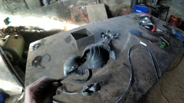 Кованые ирисы. Предисловие