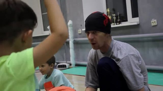 БРЕЙК ДАНС ролик смотреть онлайн