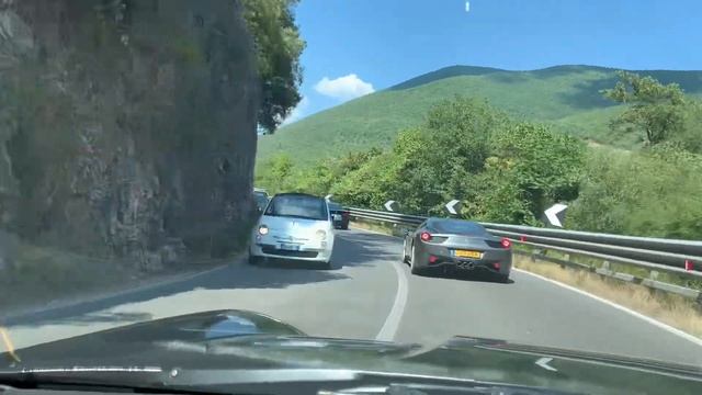 Ferrari 599 GTB ProdottoItalico Vs Ferrari 458 Italia…Na Bella Lotta…Lenta! смотреть онлайн