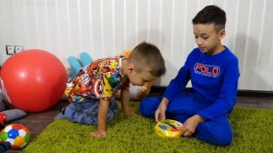 Артур ПОДСМОТРЕЛ за Братом! ЗАЧЕМ Давид это Делает?!