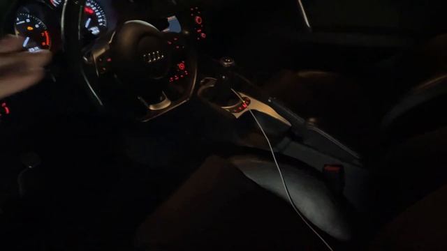 Audi TTS Quattro 4 pots 4 anneaux смотреть онлайн