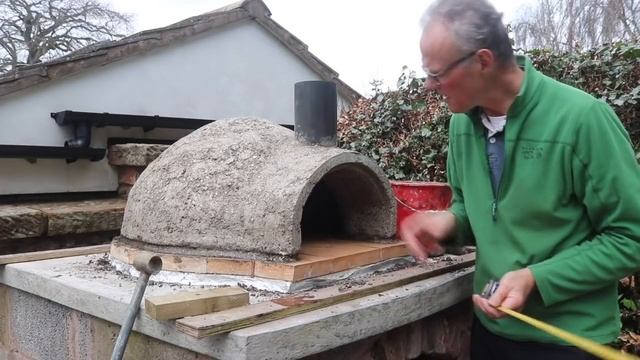 DIY Pizza Oven Build: Vermiculite Dome