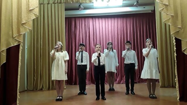 Эстрадный вокал "Ангелы света" муз и сл Э Калашниковой ОДКХТ "Весёлые нотки " 03.04.2023 смотреть онлайн