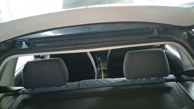 Volkswagen Polo Как снять Боковое зеркало Антенну СТОП-сигнал задней двери 2001 - 2005 смотреть онлайн