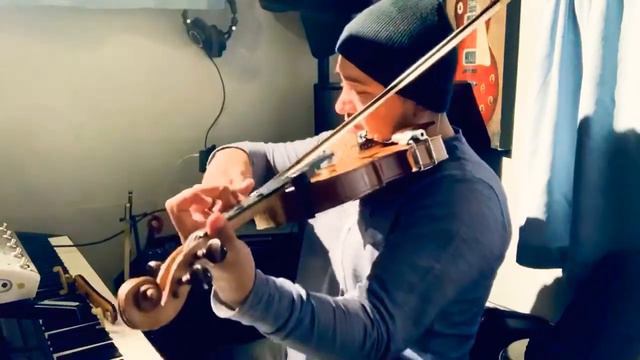 George F. Handel - Sonata No. 3 in F major 1st Mov. Adagio (live Violín) смотреть онлайн