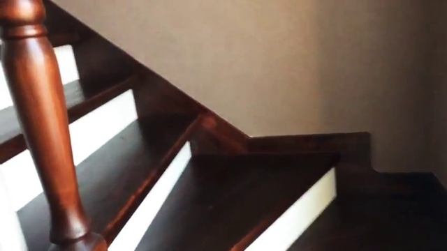 Деревянная лестница.