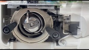 Видео-инструкция Janome VS56S