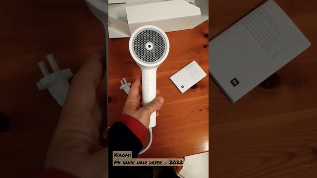 Xiaomi Mi Ionic Hair Dryer - unboxing смотреть онлайн