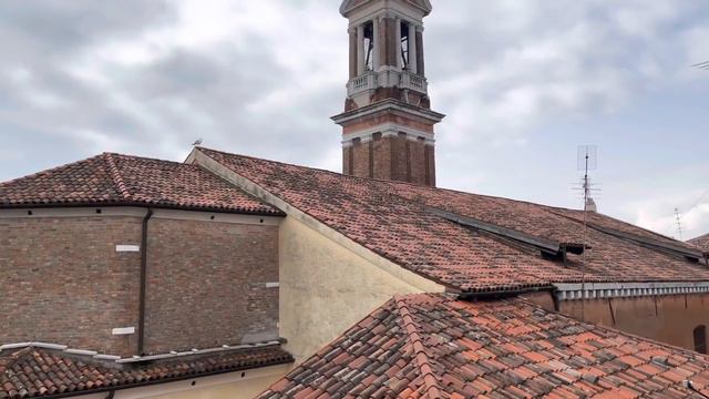 В каких домах живут венецианцы: жильё современным ремонтом смотреть онлайн