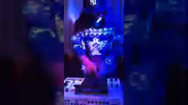 @araabMUZIK at the Mondrian hotel 11/11/11 смотреть онлайн