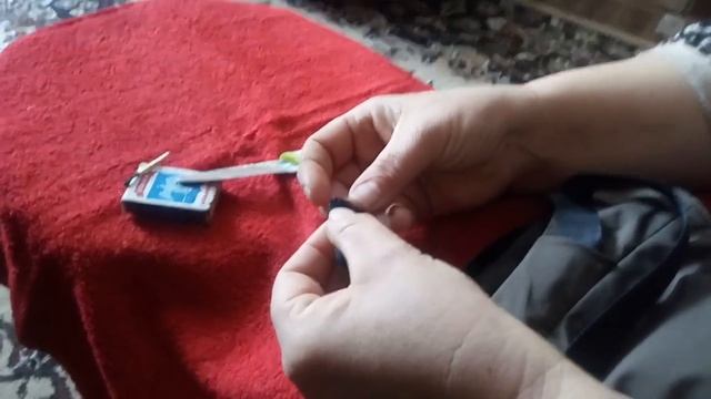 Как починить шнурок на капюшоне смотреть онлайн