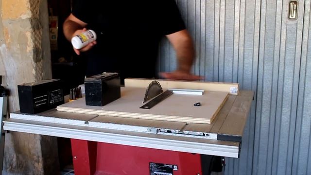 Semplice slitta per tagli retti per il mio banco sega einhell смотреть онлайн