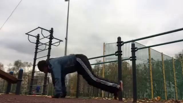 Разминка на улице! смотреть онлайн