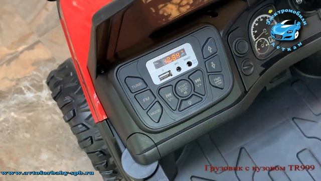 Грузовик с кузовом TR999 с дистанционным управлением смотреть онлайн