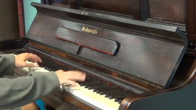 Bad Piano Challenge смотреть онлайн